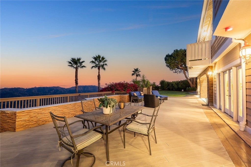 Arcadia, California, 91006, United States, 7 Bedrooms Bedrooms, ,8 BathroomsBathrooms,Residential,Active,1914824