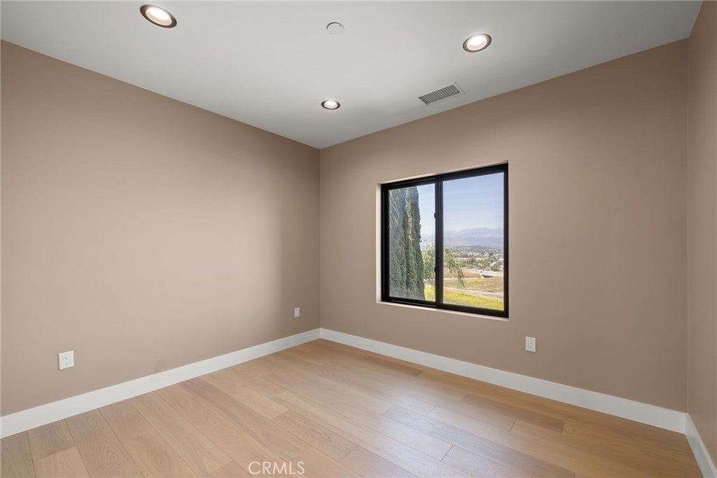 Chino Hills, California, 91709, United States, 5 Bedrooms Bedrooms, ,5 BathroomsBathrooms,Residential,Active,2030088