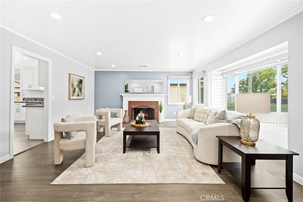 Los Angeles, California, 90034, United States, 5 Bedrooms Bedrooms, ,5 BathroomsBathrooms,Residential,Active,1899242