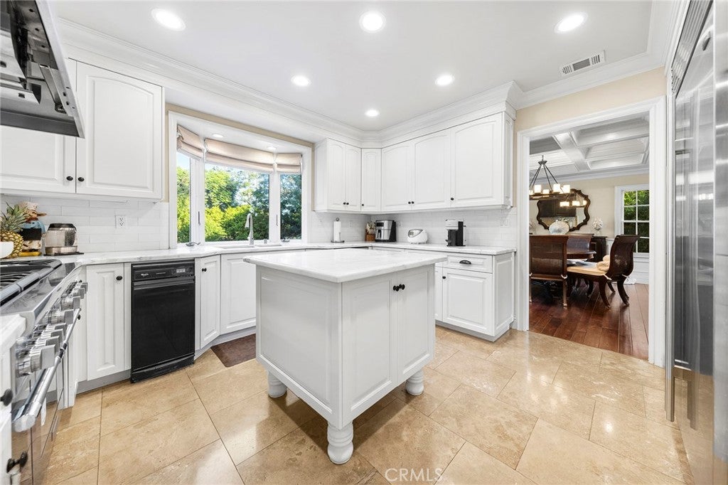 Chino Hills, California, 91709, United States, 4 Bedrooms Bedrooms, ,4 BathroomsBathrooms,Residential,Active,2002326