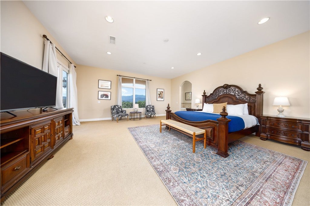 Temecula, California, 92592, United States, 5 Bedrooms Bedrooms, ,4 BathroomsBathrooms,Residential,Active,1970960