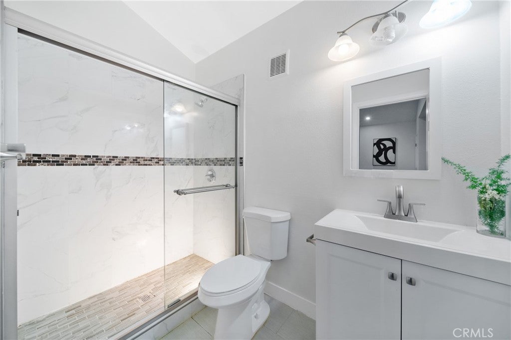 Chino Hills, California, 91709, United States, 7 Bedrooms Bedrooms, ,5 BathroomsBathrooms,Residential,Active,1843383
