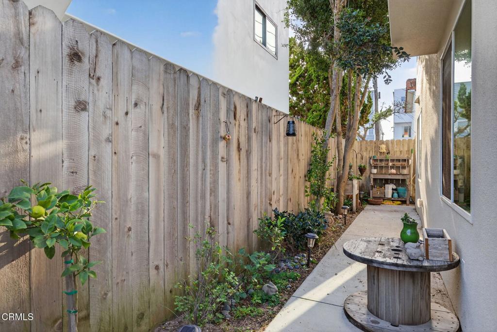 Oxnard, California, 93035, United States, 3 Bedrooms Bedrooms, ,3 BathroomsBathrooms,Residential,Active,2001363