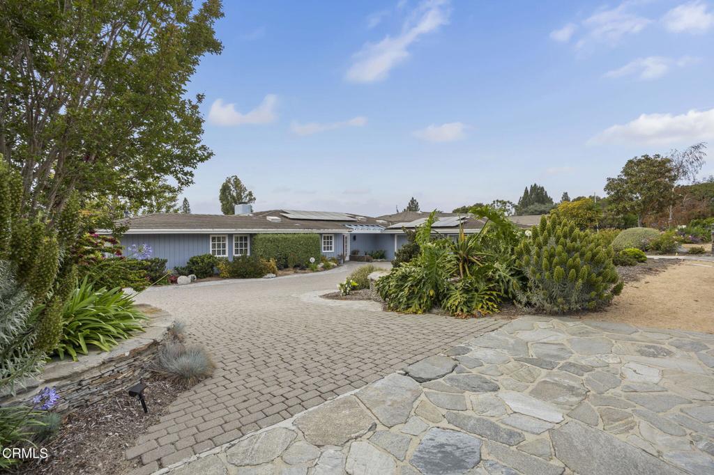 Camarillo, California, 93010, United States, 4 Bedrooms Bedrooms, ,4 BathroomsBathrooms,Residential,Active,1853313