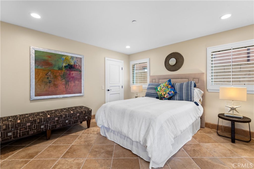 Oxnard, California, 93035, United States, 3 Bedrooms Bedrooms, ,3 BathroomsBathrooms,Residential,Active,2009405