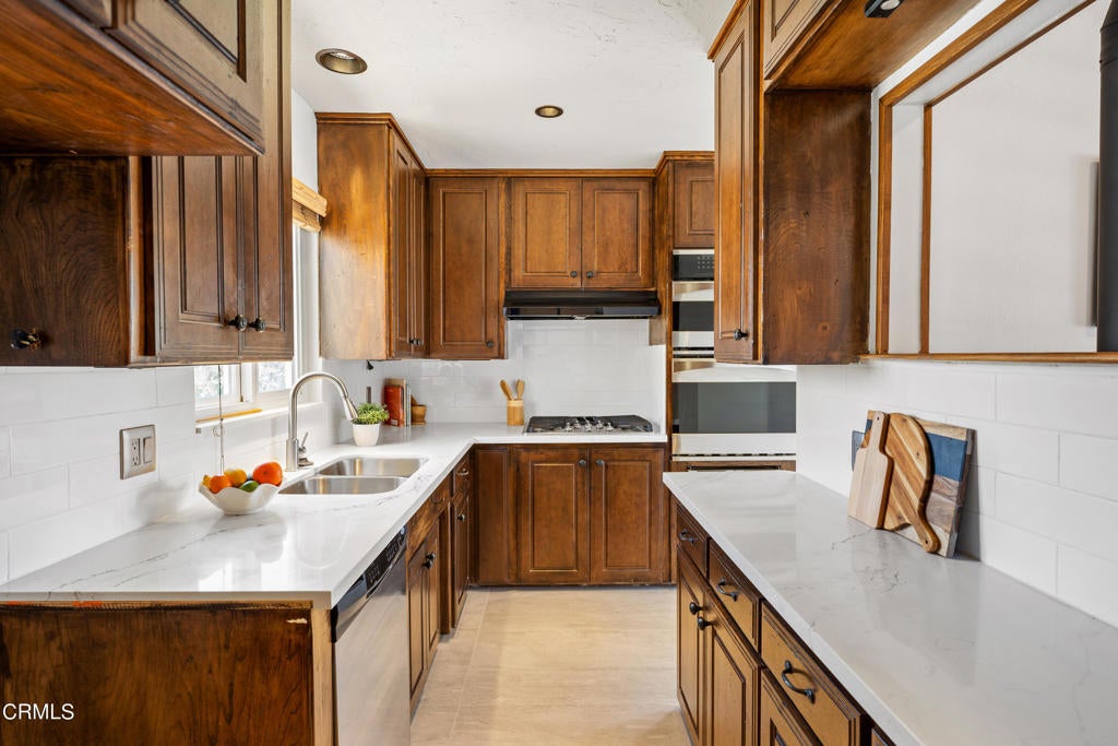 Oxnard, California, 93035, United States, 3 Bedrooms Bedrooms, ,3 BathroomsBathrooms,Residential,Active,1944049