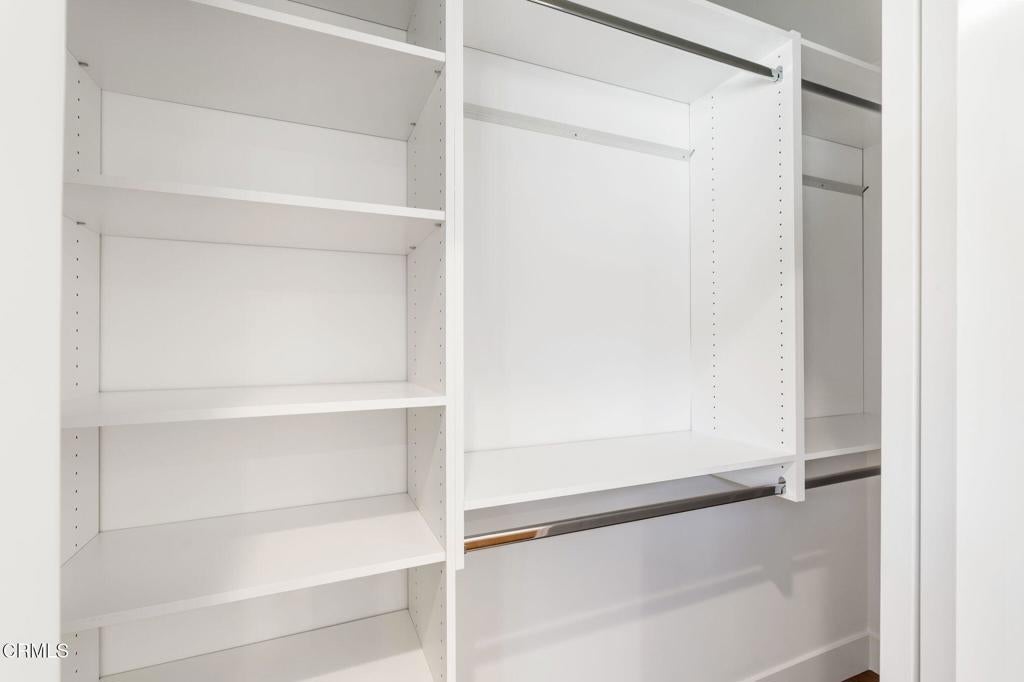 Ventura, California, 93003, United States, 4 Bedrooms Bedrooms, ,3 BathroomsBathrooms,Residential,Active,1936147