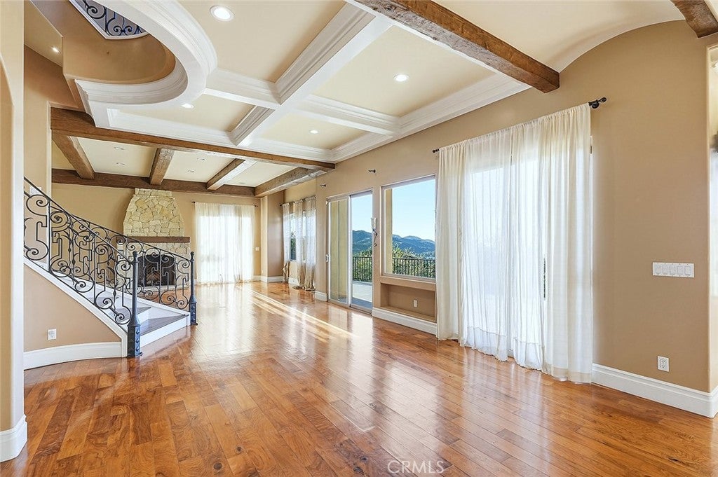 La Canada Flintridge, California, 91011, United States, 4 Bedrooms Bedrooms, ,5 BathroomsBathrooms,Residential,Active,2014608