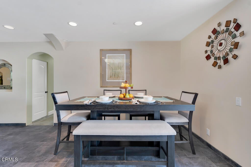 Camarillo, California, 93010, United States, 5 Bedrooms Bedrooms, ,5 BathroomsBathrooms,Residential,Active,1905055