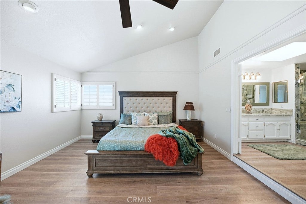 Seal Beach, California, 90740, United States, 4 Bedrooms Bedrooms, ,3 BathroomsBathrooms,Residential,Active,2010555