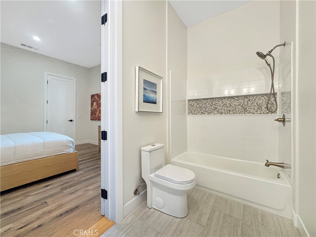 Temecula, California, 92591, United States, 3 Bedrooms Bedrooms, ,3 BathroomsBathrooms,Residential,Active,1711275