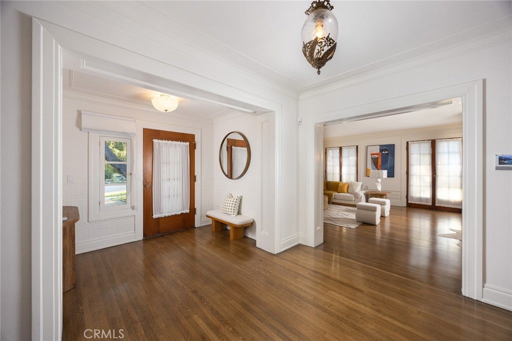 928 S El Molino Ave – image 6