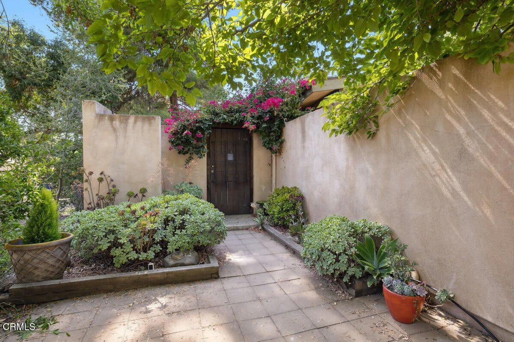 Ojai, California, 93023, United States, 3 Bedrooms Bedrooms, ,3 BathroomsBathrooms,Residential,Active,1920241