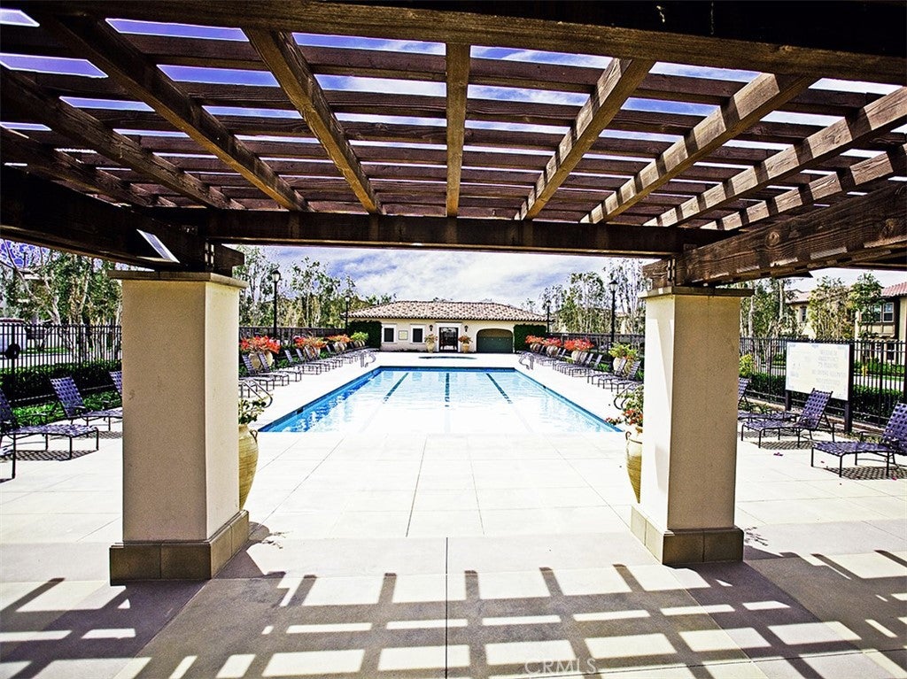 Irvine, California, 92618, United States, 3 Bedrooms Bedrooms, ,3 BathroomsBathrooms,Residential,Contingent,1986914