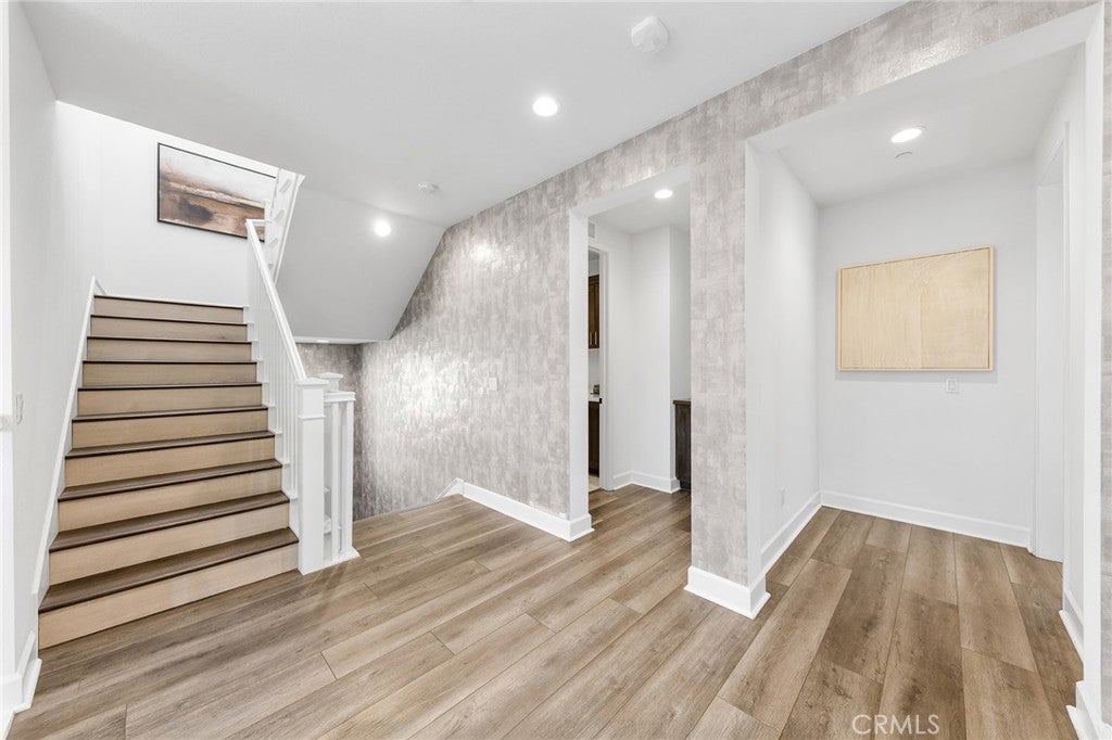 Lake Forest, California, 92630, United States, 5 Bedrooms Bedrooms, ,6 BathroomsBathrooms,Residential,Active,1801044