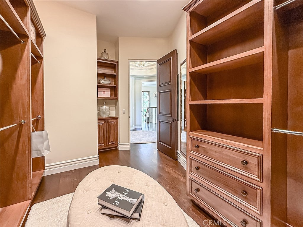 Westlake Village, California, 91361, United States, 3 Bedrooms Bedrooms, ,4 BathroomsBathrooms,Residential,Active,1985851