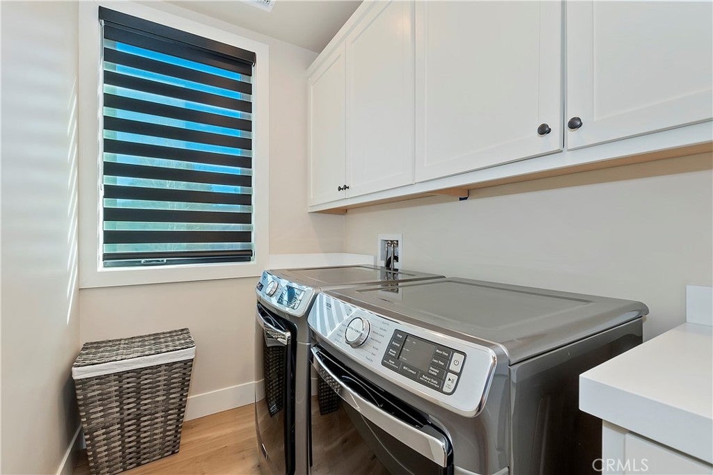 Big Bear Lake, California, 92315, United States, 5 Bedrooms Bedrooms, ,6 BathroomsBathrooms,Residential,Active,1988470