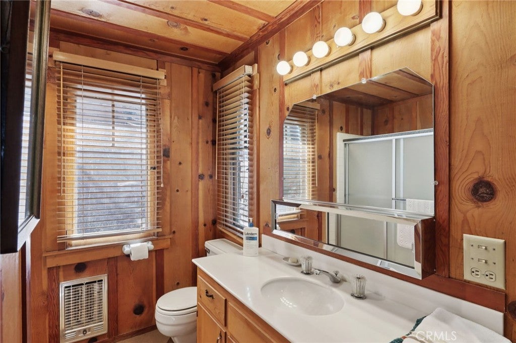 Big Bear Lake, California, 92315, United States, 4 Bedrooms Bedrooms, ,4 BathroomsBathrooms,Residential,Active,1988472