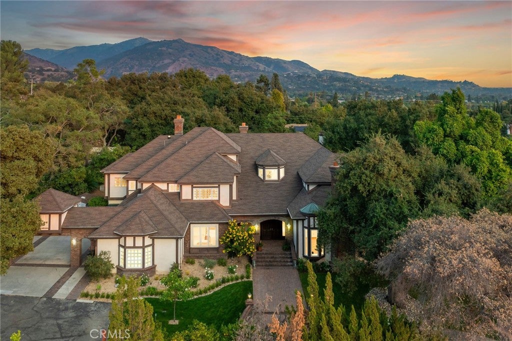 Glendora, California, 91741, United States, 8 Bedrooms Bedrooms, ,7 BathroomsBathrooms,Residential,Active,1900207
