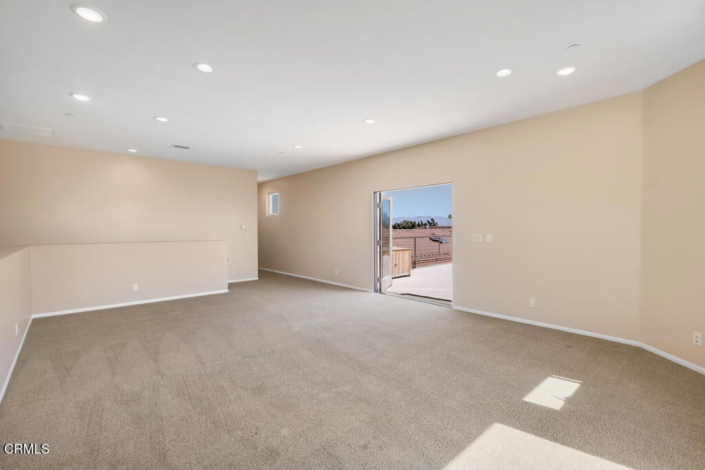 Camarillo, California, 93010, United States, 5 Bedrooms Bedrooms, ,5 BathroomsBathrooms,Residential,Active,1905055