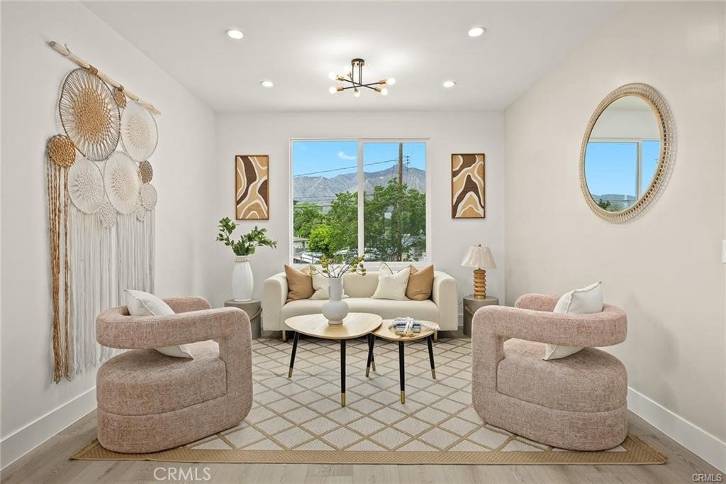 Pasadena, California, 91107, United States, 5 Bedrooms Bedrooms, ,6 BathroomsBathrooms,Residential,Active,1960137