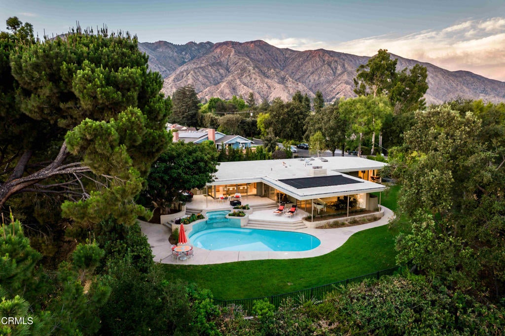 Pasadena, California, 91107, United States, 5 Bedrooms Bedrooms, ,5 BathroomsBathrooms,Residential,Active,1941341