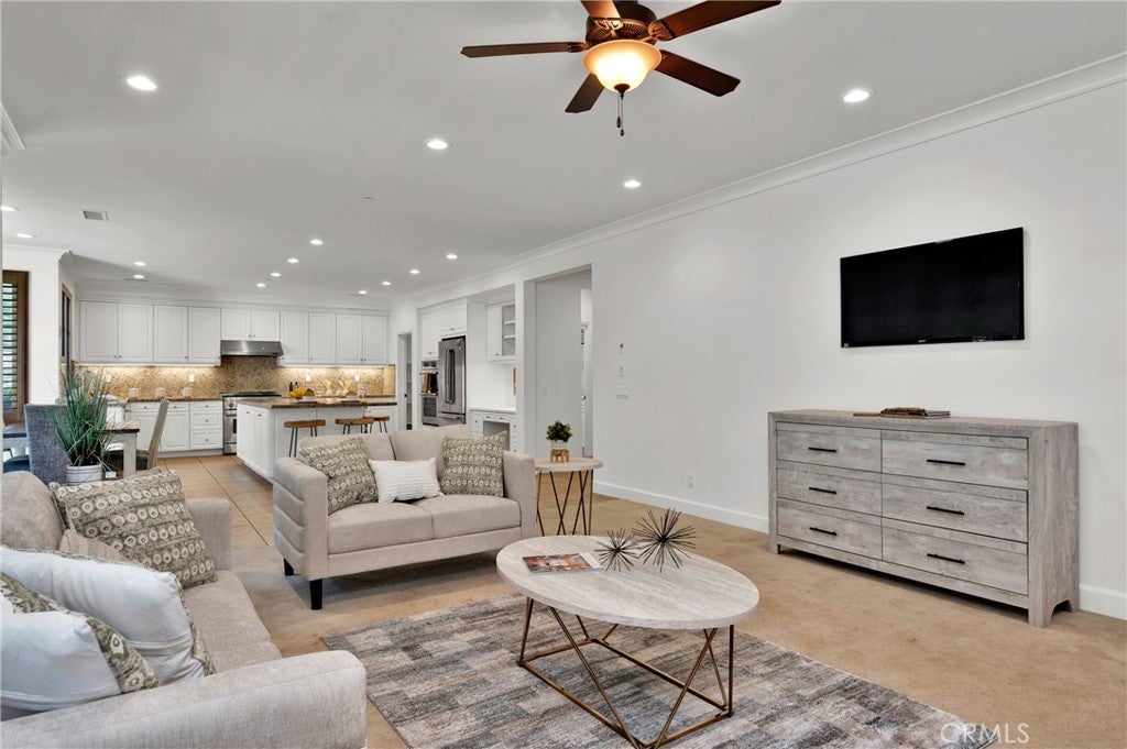 Irvine, California, 92618, United States, 4 Bedrooms Bedrooms, ,4 BathroomsBathrooms,Residential,Active,1894158