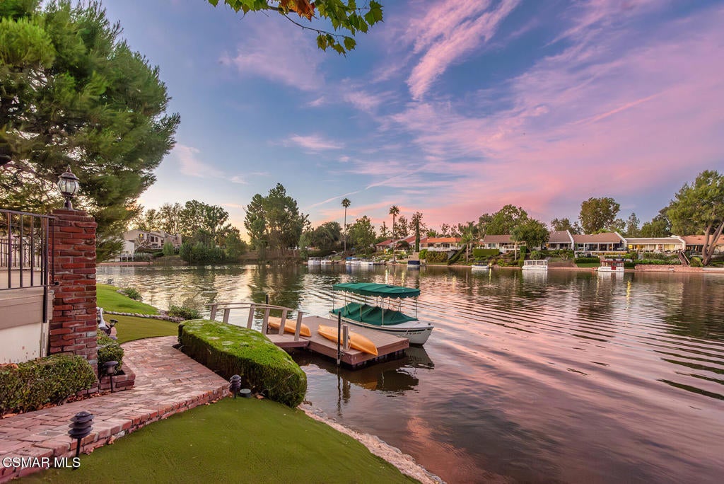 Westlake Village, California, 91361, United States, 3 Bedrooms Bedrooms, ,3 BathroomsBathrooms,Residential,Active,1926920