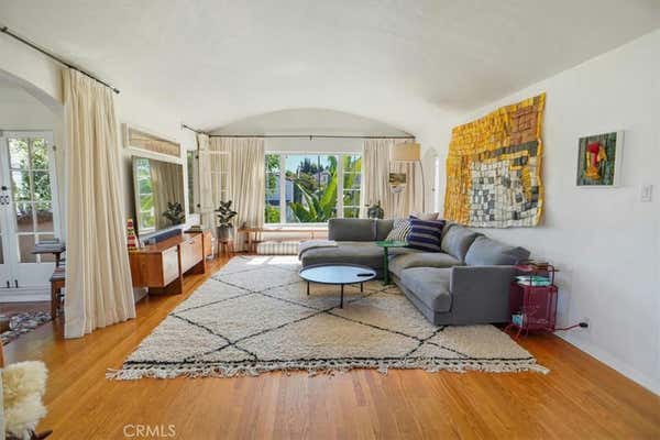 933 S CURSON AVE, LOS ANGELES, CA 90036 - Image 1