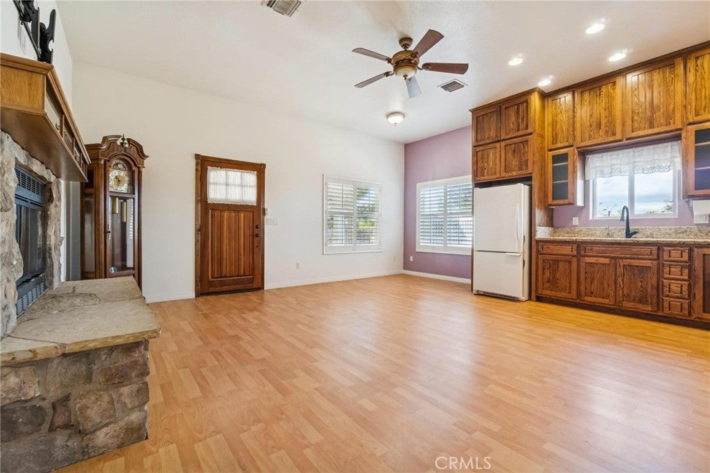 Castaic, California, 91384, United States, 6 Bedrooms Bedrooms, ,6 BathroomsBathrooms,Residential,Active,2009152