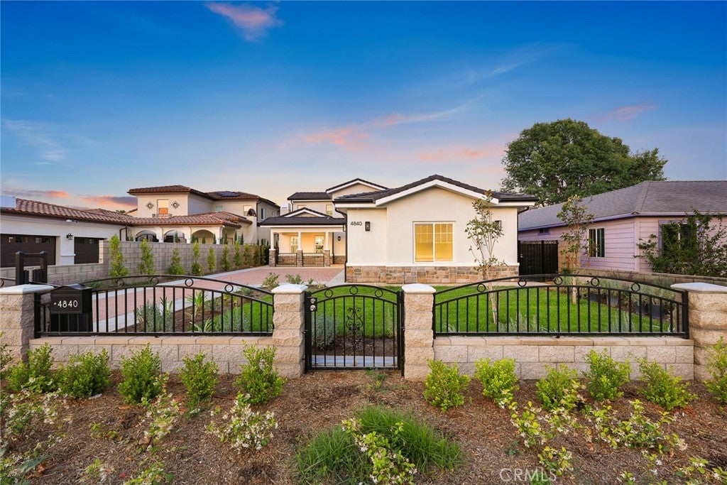 Temple City, California, 91780, United States, 5 Bedrooms Bedrooms, ,6 BathroomsBathrooms,Residential,Active,2011875