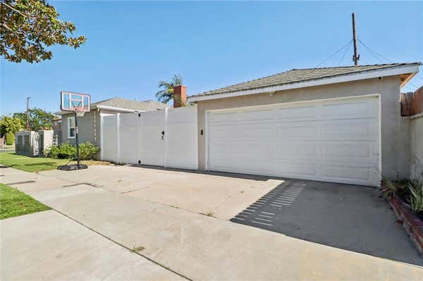 3142 W 155TH ST, GARDENA, CA 90249, photo 3 of 43