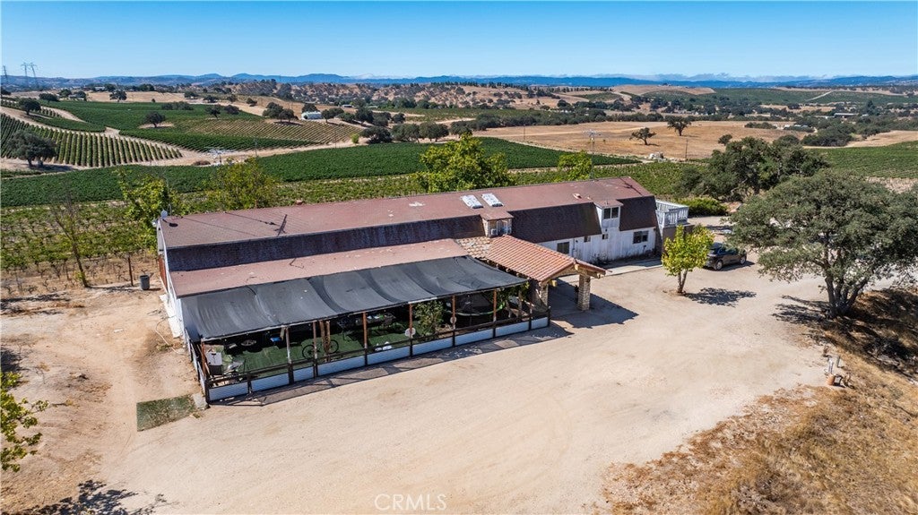 Paso Robles, California, 93446, United States, 4 Bedrooms Bedrooms, ,3 BathroomsBathrooms,Residential,Active,1944280