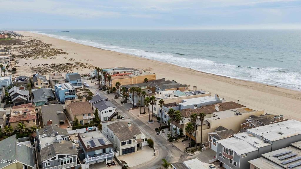 Oxnard, California, 93035, United States, 4 Bedrooms Bedrooms, ,5 BathroomsBathrooms,Residential,Active,1946436