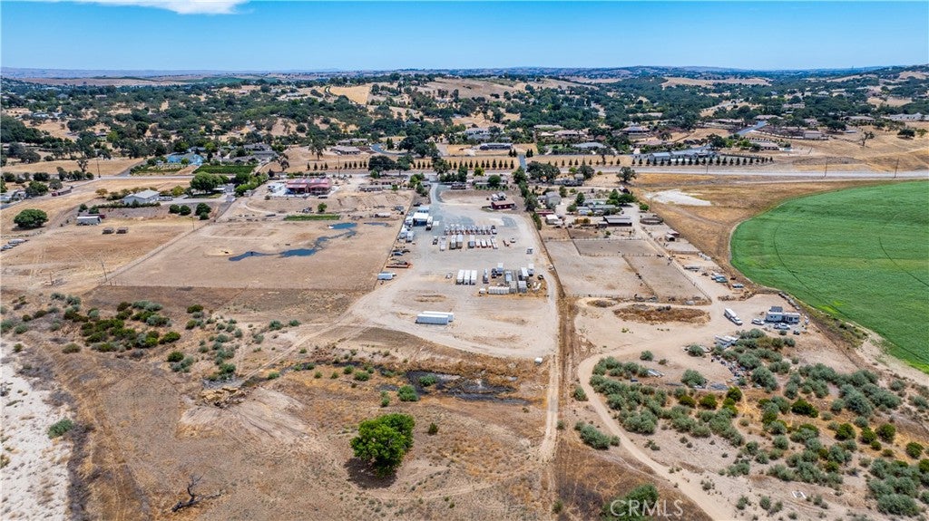 Paso Robles, California, 93446, United States, 7 Bedrooms Bedrooms, ,4 BathroomsBathrooms,Residential,Active,1904141