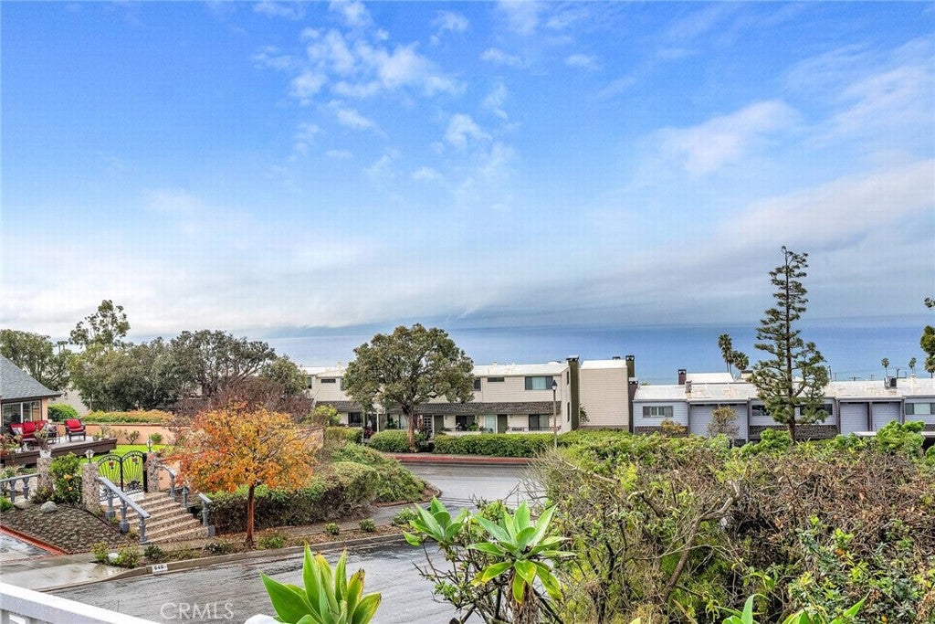 Redondo Beach, California, 90277, United States, 4 Bedrooms Bedrooms, ,3 BathroomsBathrooms,Residential,Active,2007167