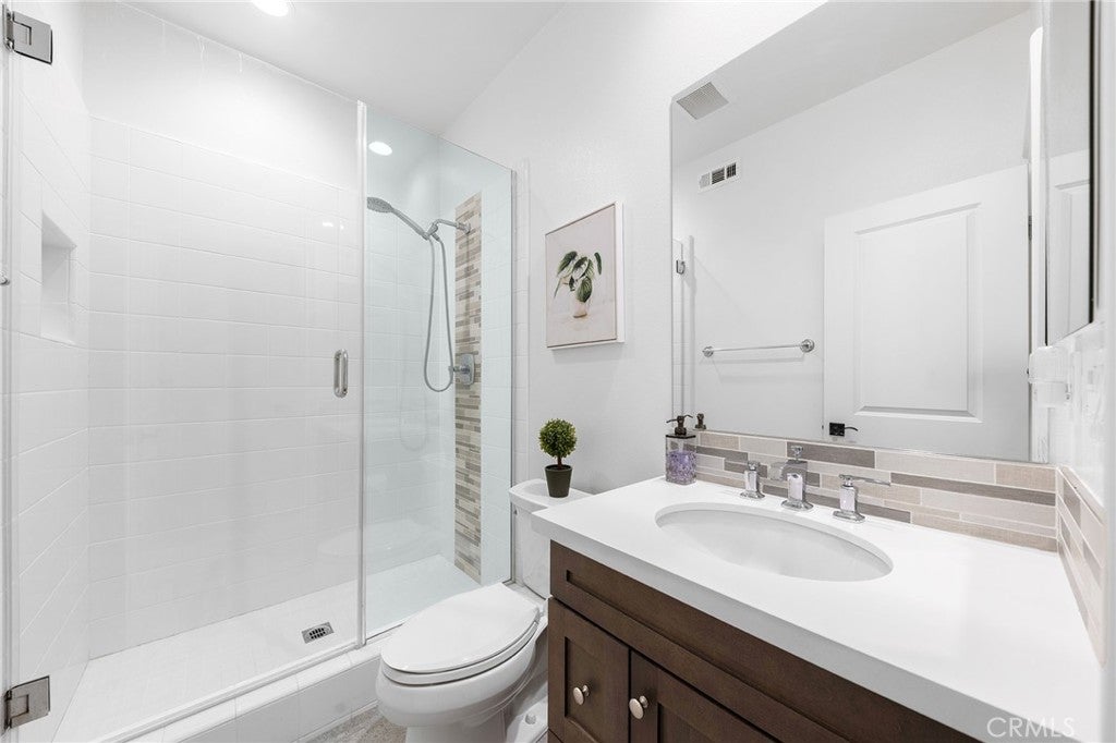 Chino Hills, California, 91709, United States, 5 Bedrooms Bedrooms, ,6 BathroomsBathrooms,Residential,Active,1986885