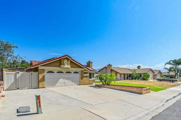 1488 W NORWOOD ST, RIALTO, CA 92377, photo 4 of 37