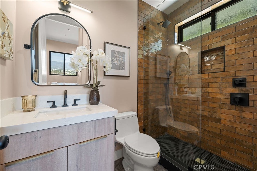 Chino Hills, California, 91709, United States, 5 Bedrooms Bedrooms, ,5 BathroomsBathrooms,Residential,Active,2030088