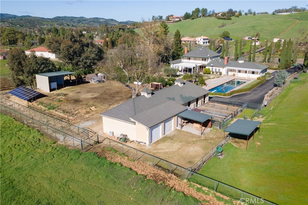 Paso Robles, California, 93446, United States, 4 Bedrooms Bedrooms, ,5 BathroomsBathrooms,Residential,Active,2016421