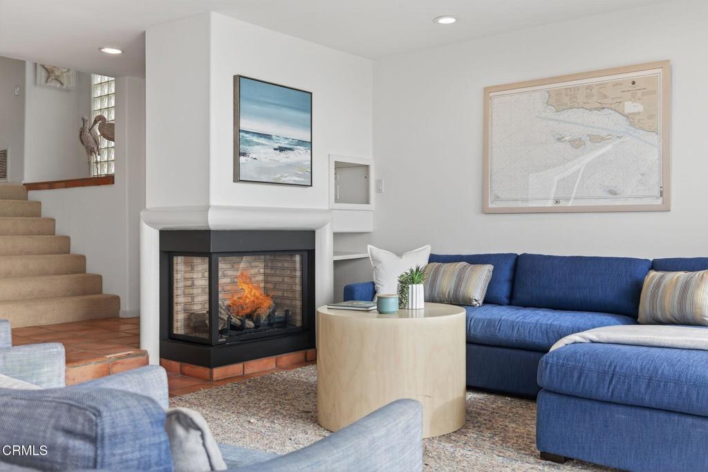 Oxnard, California, 93035, United States, 3 Bedrooms Bedrooms, ,3 BathroomsBathrooms,Residential,Active,1951816