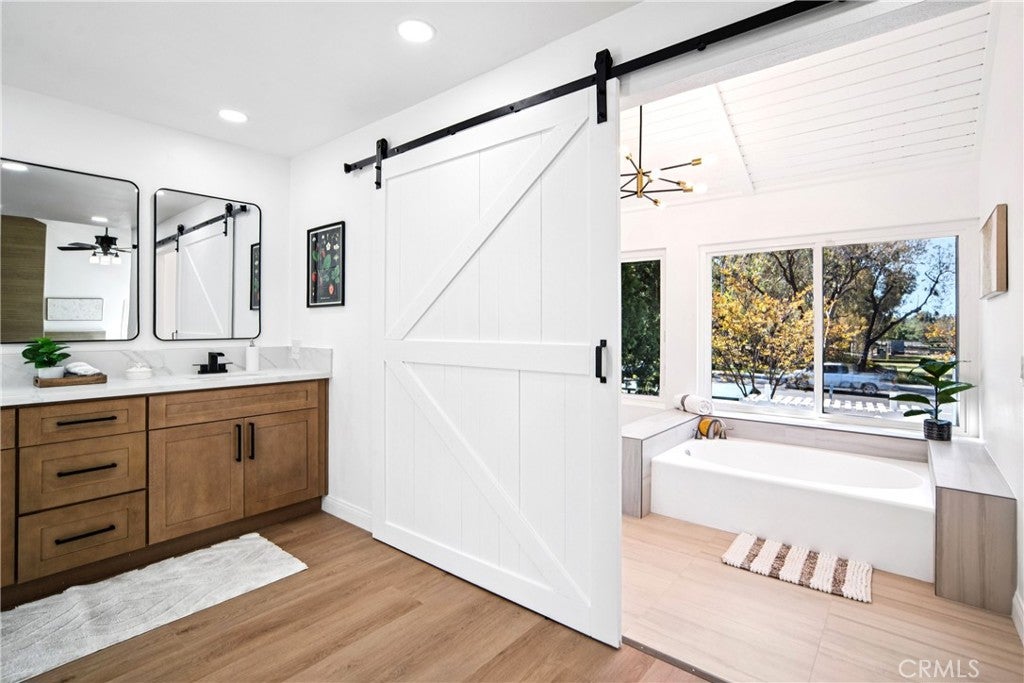 Lake Forest, California, 92630, United States, 5 Bedrooms Bedrooms, ,3 BathroomsBathrooms,Residential,Active,2002616