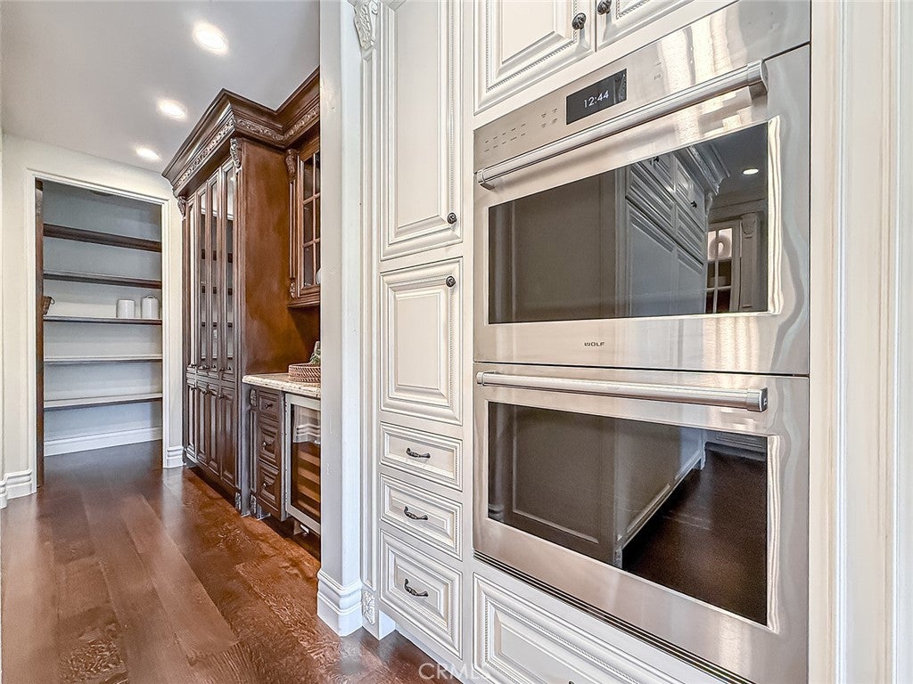 Westlake Village, California, 91361, United States, 3 Bedrooms Bedrooms, ,4 BathroomsBathrooms,Residential,Active,1985851