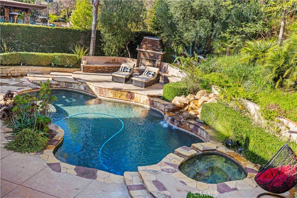 Stevenson Ranch, California, 91381, United States, 5 Bedrooms Bedrooms, ,4 BathroomsBathrooms,Residential,Active,2015851