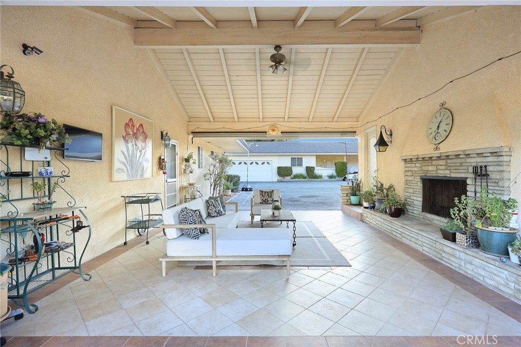 Bradbury, California, 91008, United States, 5 Bedrooms Bedrooms, ,5 BathroomsBathrooms,Residential,Active,1944055