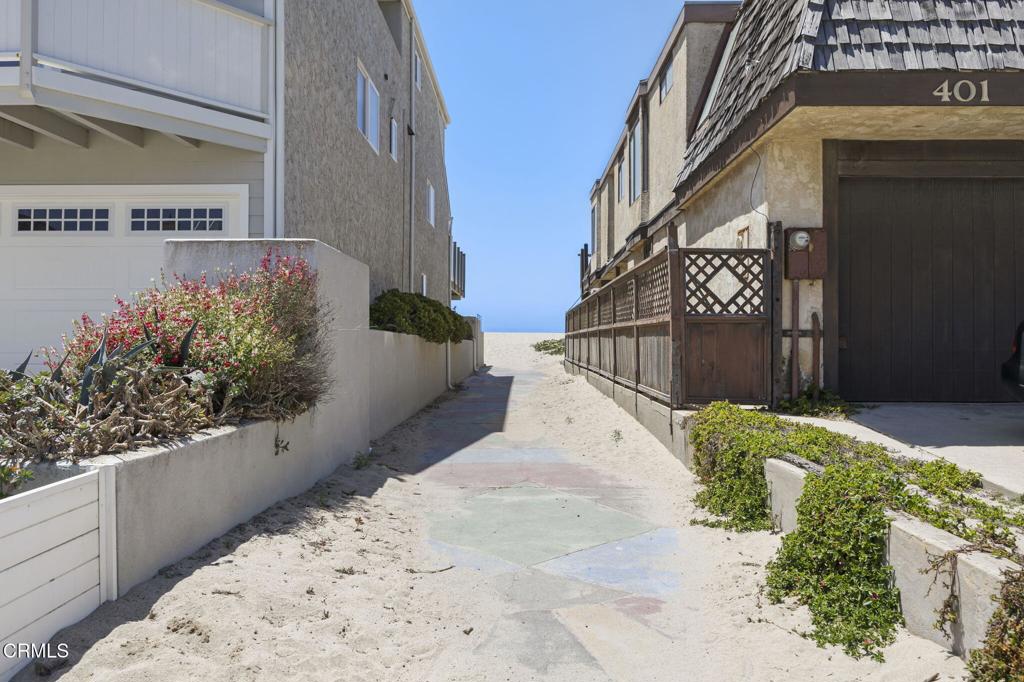 Oxnard, California, 93035, United States, 5 Bedrooms Bedrooms, ,3 BathroomsBathrooms,Residential,Active,1933720