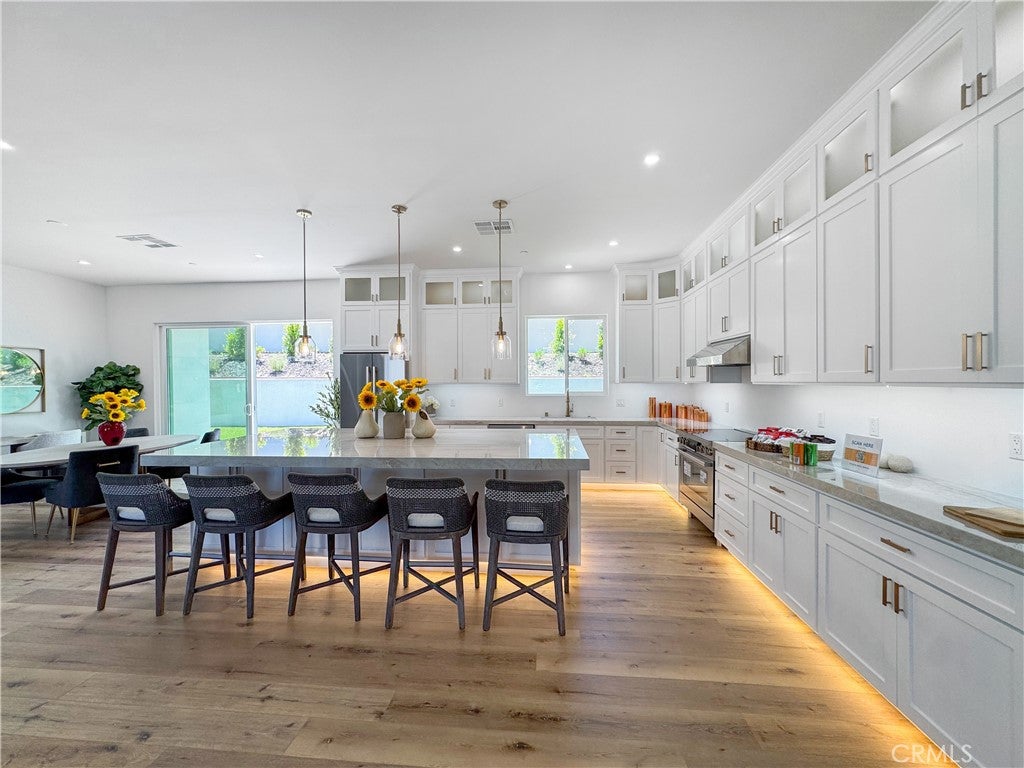 Temecula, California, 92591, United States, 3 Bedrooms Bedrooms, ,3 BathroomsBathrooms,Residential,Active,1711275