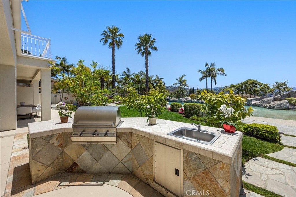 Rowland Heights, California, 91748, United States, 5 Bedrooms Bedrooms, ,6 BathroomsBathrooms,Residential,Pending,1986868