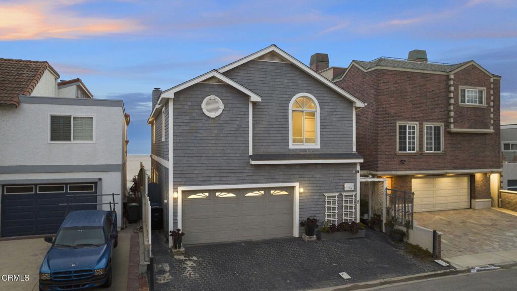 Oxnard, California, 93035, United States, 3 Bedrooms Bedrooms, ,4 BathroomsBathrooms,Residential,Active,1905342