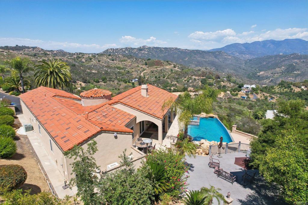 Fallbrook, California, 92028, United States, 3 Bedrooms Bedrooms, ,2 BathroomsBathrooms,Residential,Pending,1929395